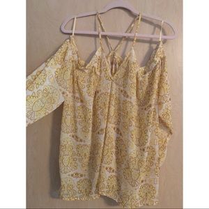 Quarter sleeve loose top